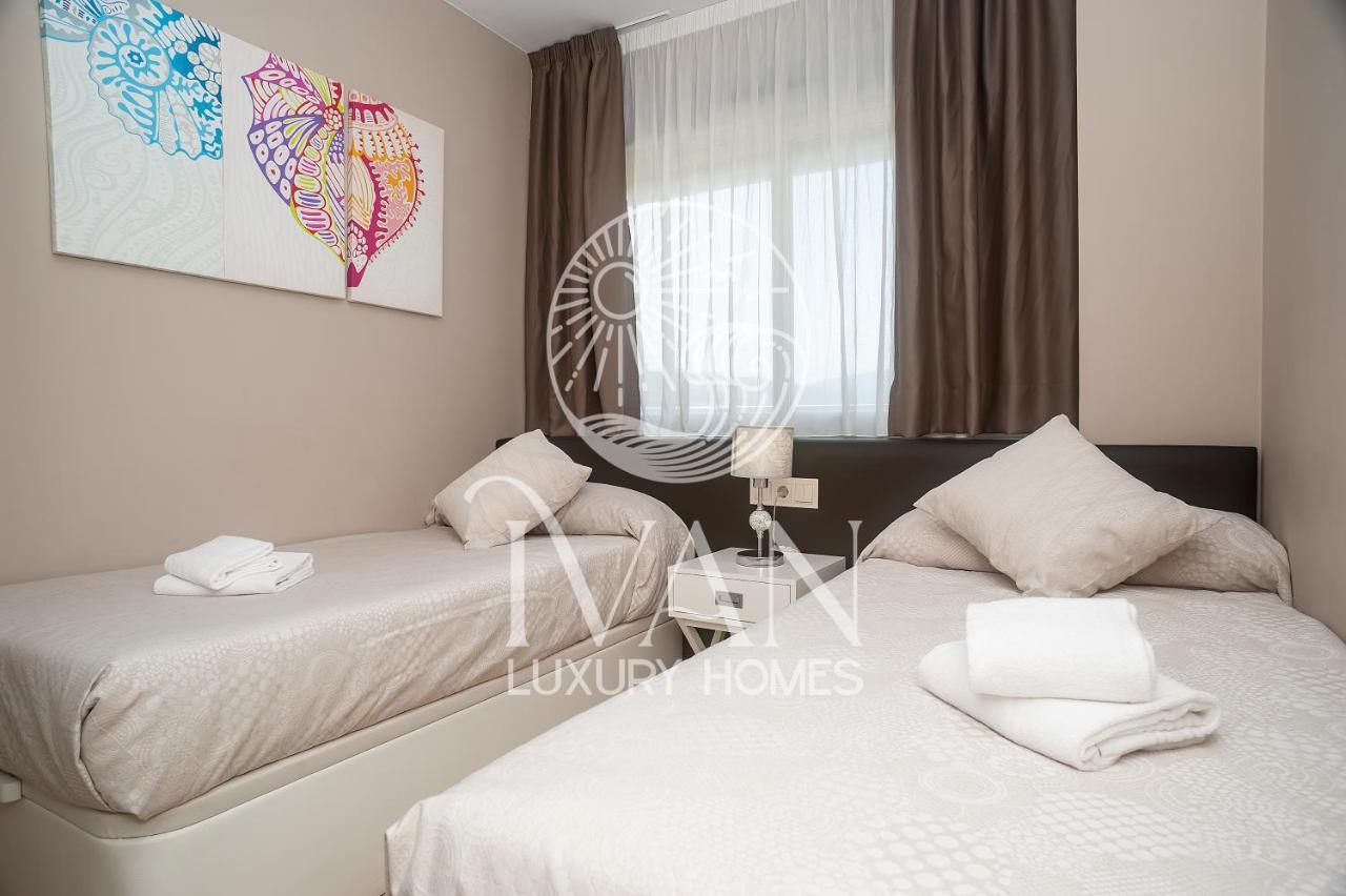 Casa Emiliaivan Luxury Homes 8ªpta Norte 1ª Linea โอโรเปซาเดลมาร์ ภายนอก รูปภาพ
